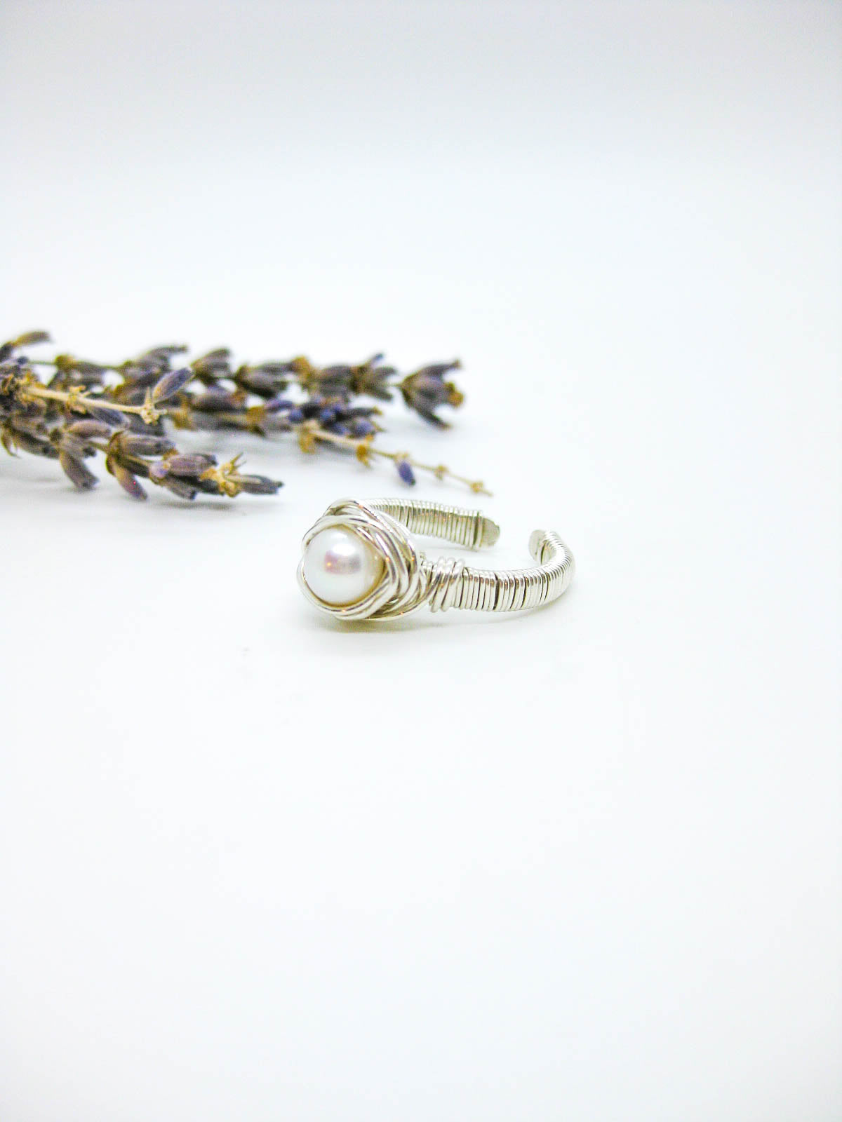 Tulip: Pearl Ring