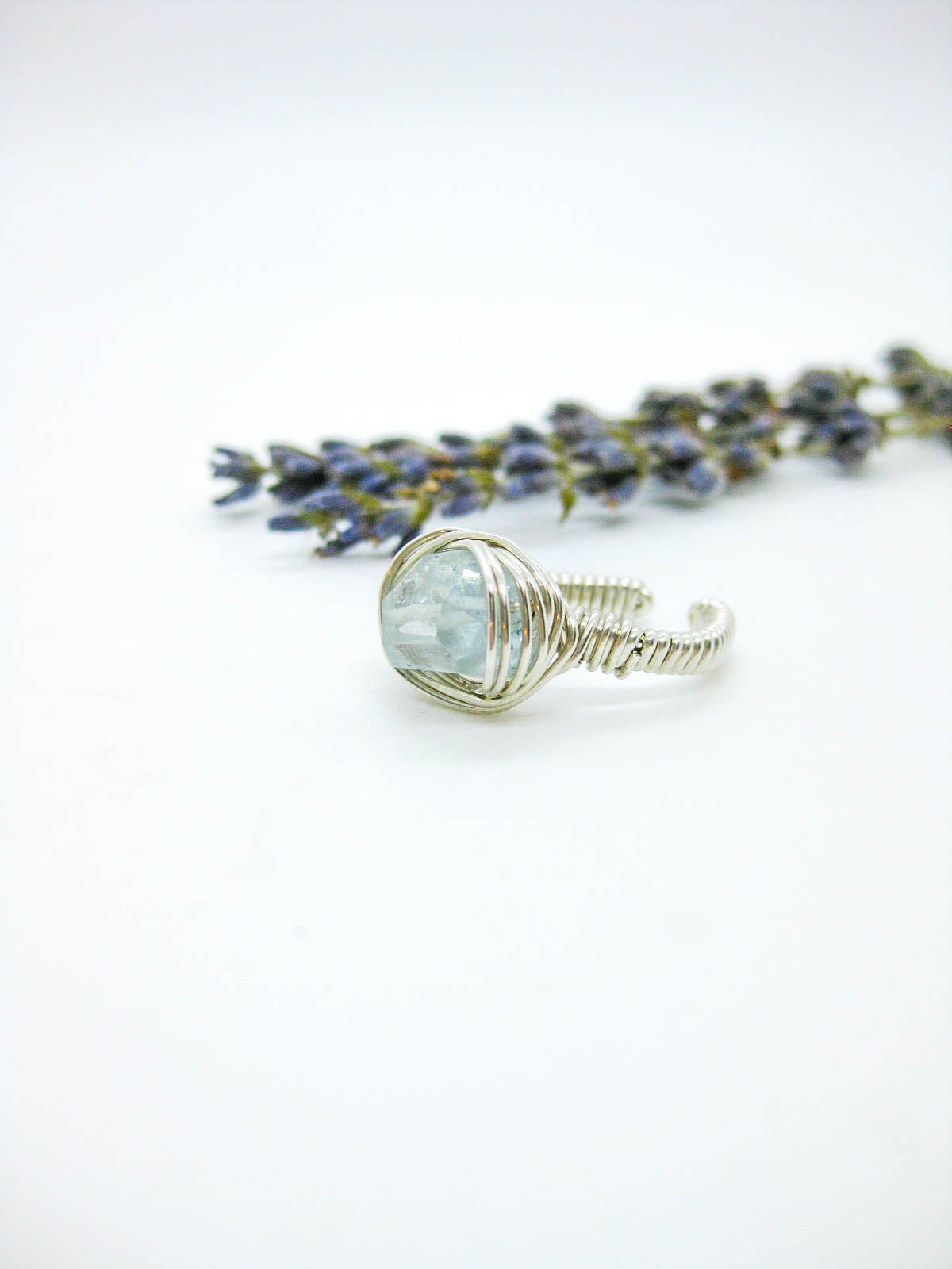 Calla : Aquamarine Ring - r52