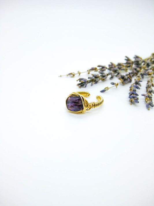 Calla : Amethyst Ring - r91