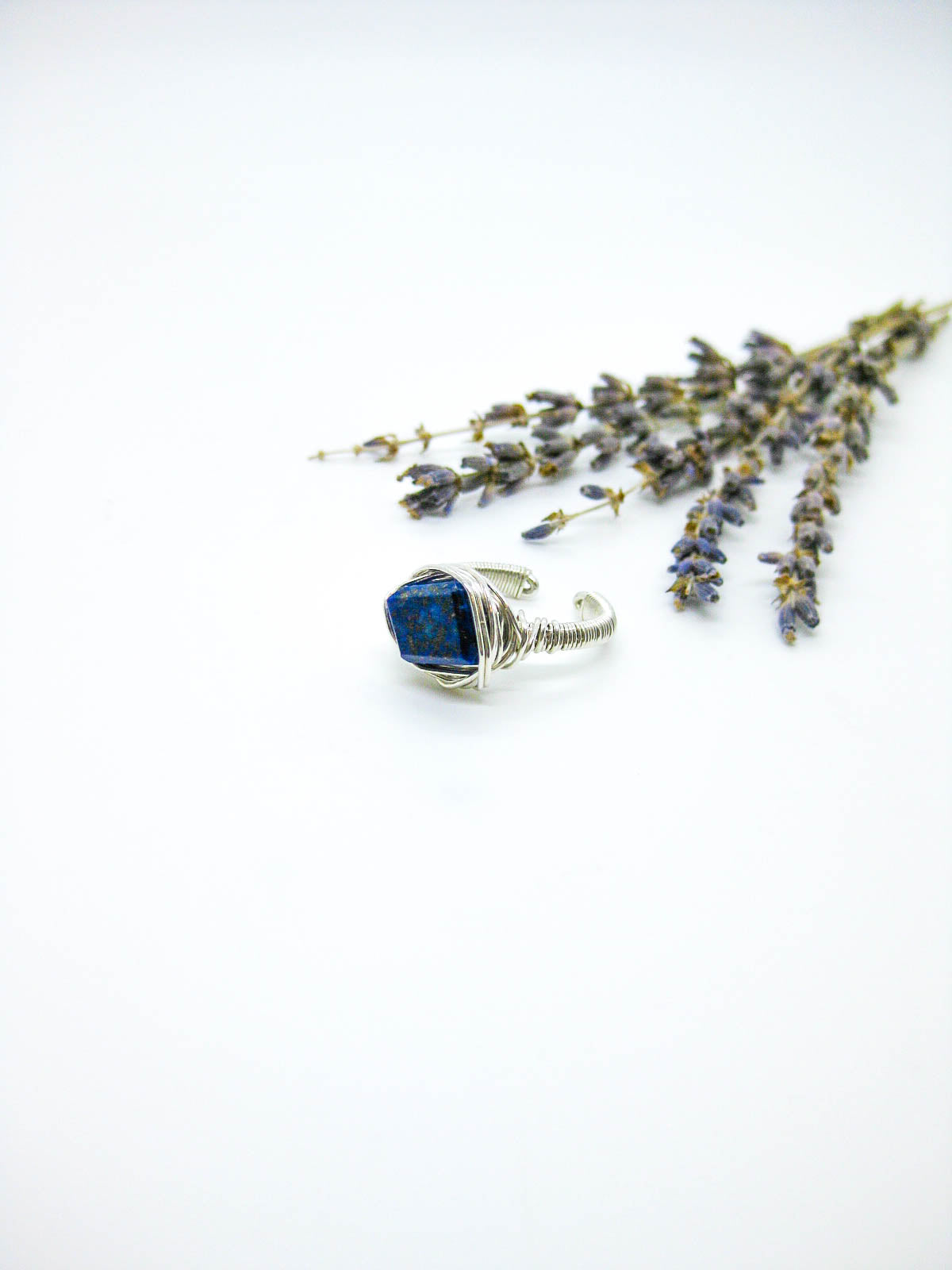 Calla : Lapis Ring - r92