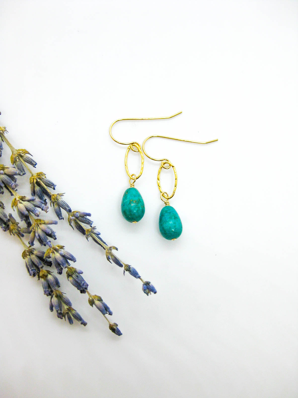 Chrysanthe: Turquoise Earrings - e587