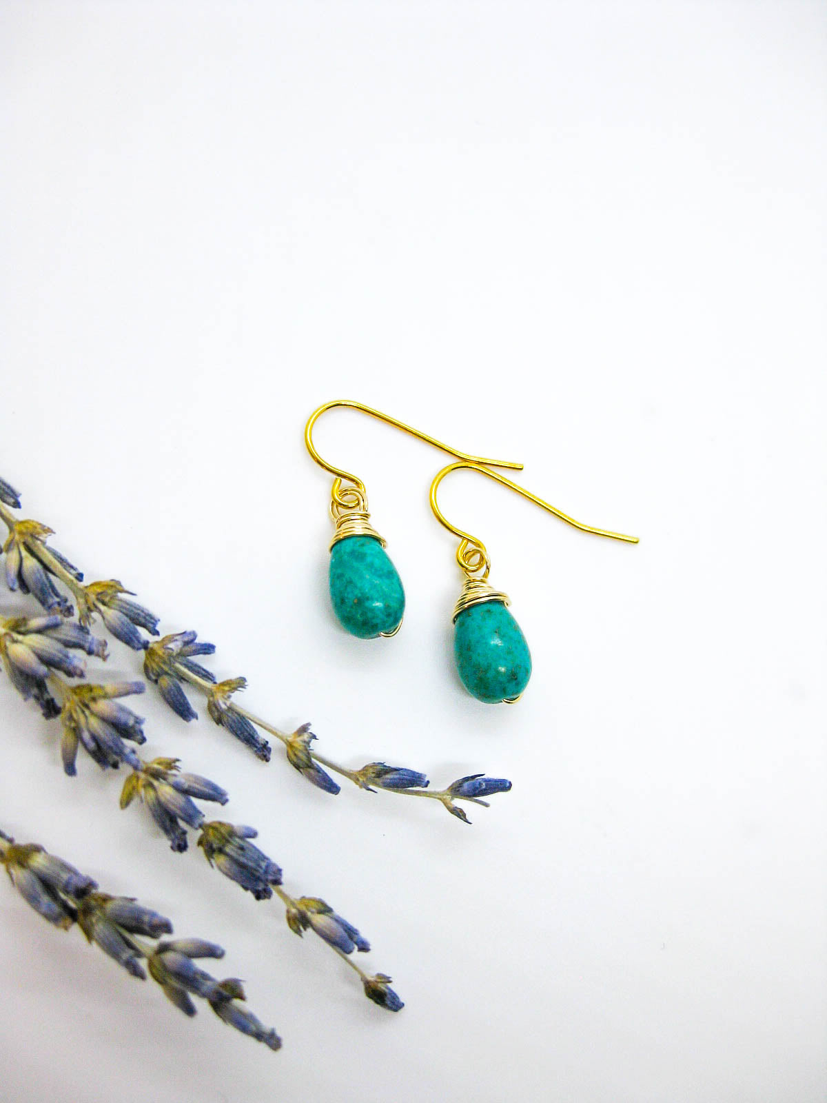 Chamomile: Turquoise Earrings - e658