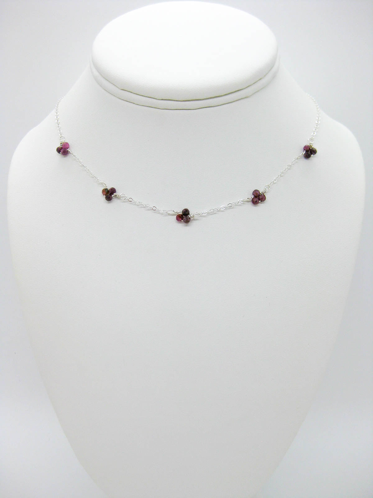 Hyacinth: Ruby Choker - n554