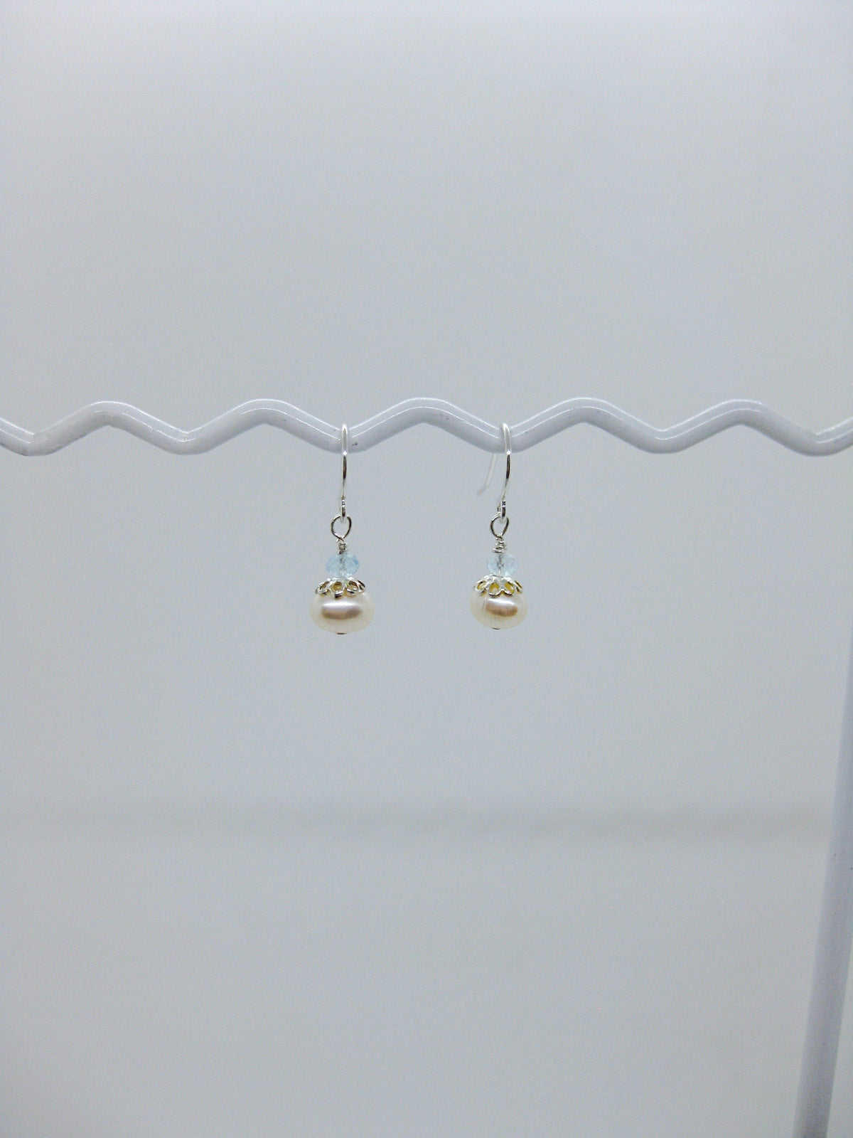 Heather: Aquamarine Pearl Earrings - e599