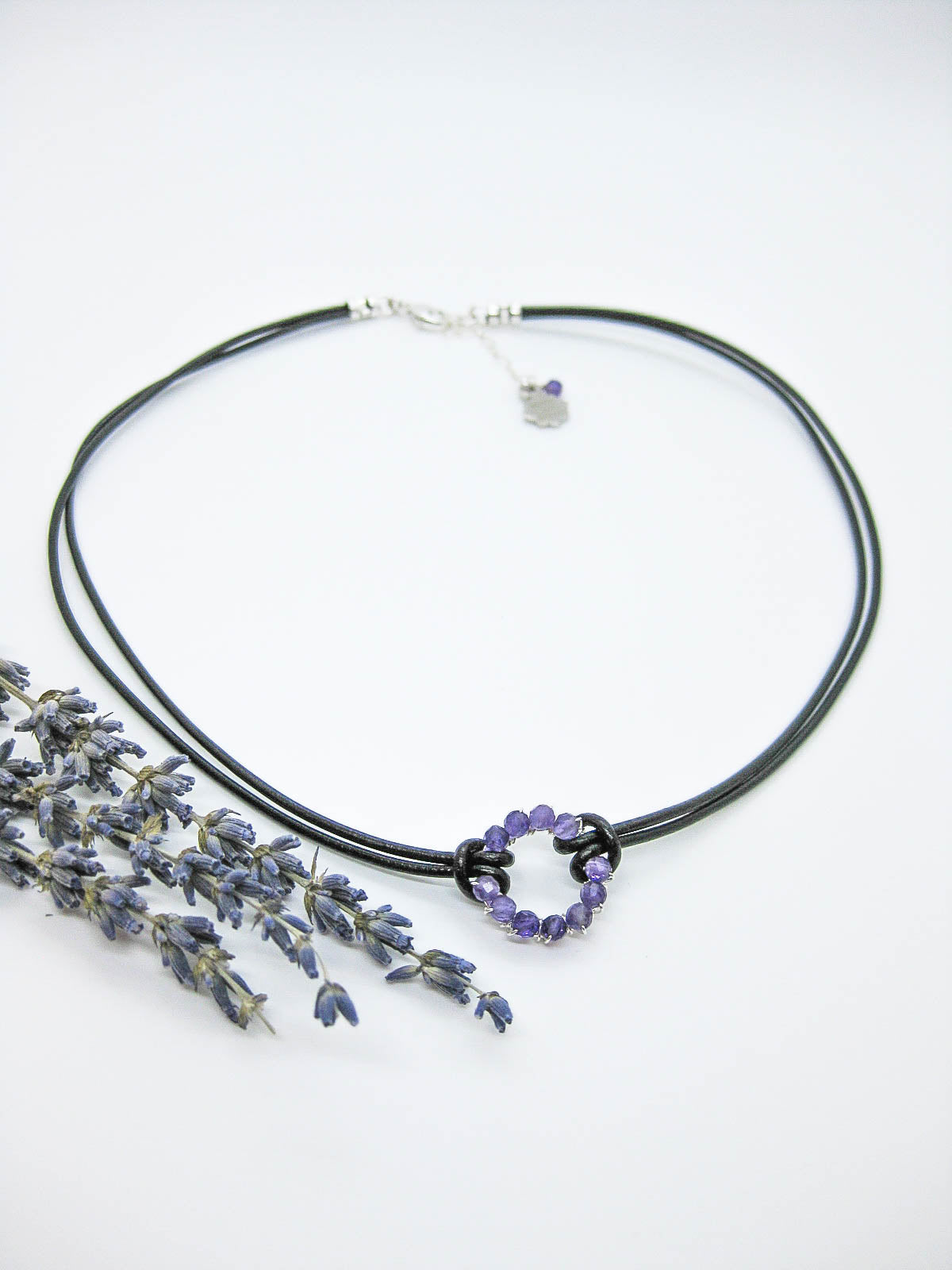 Circle: Amethyst Leather Necklace - n460