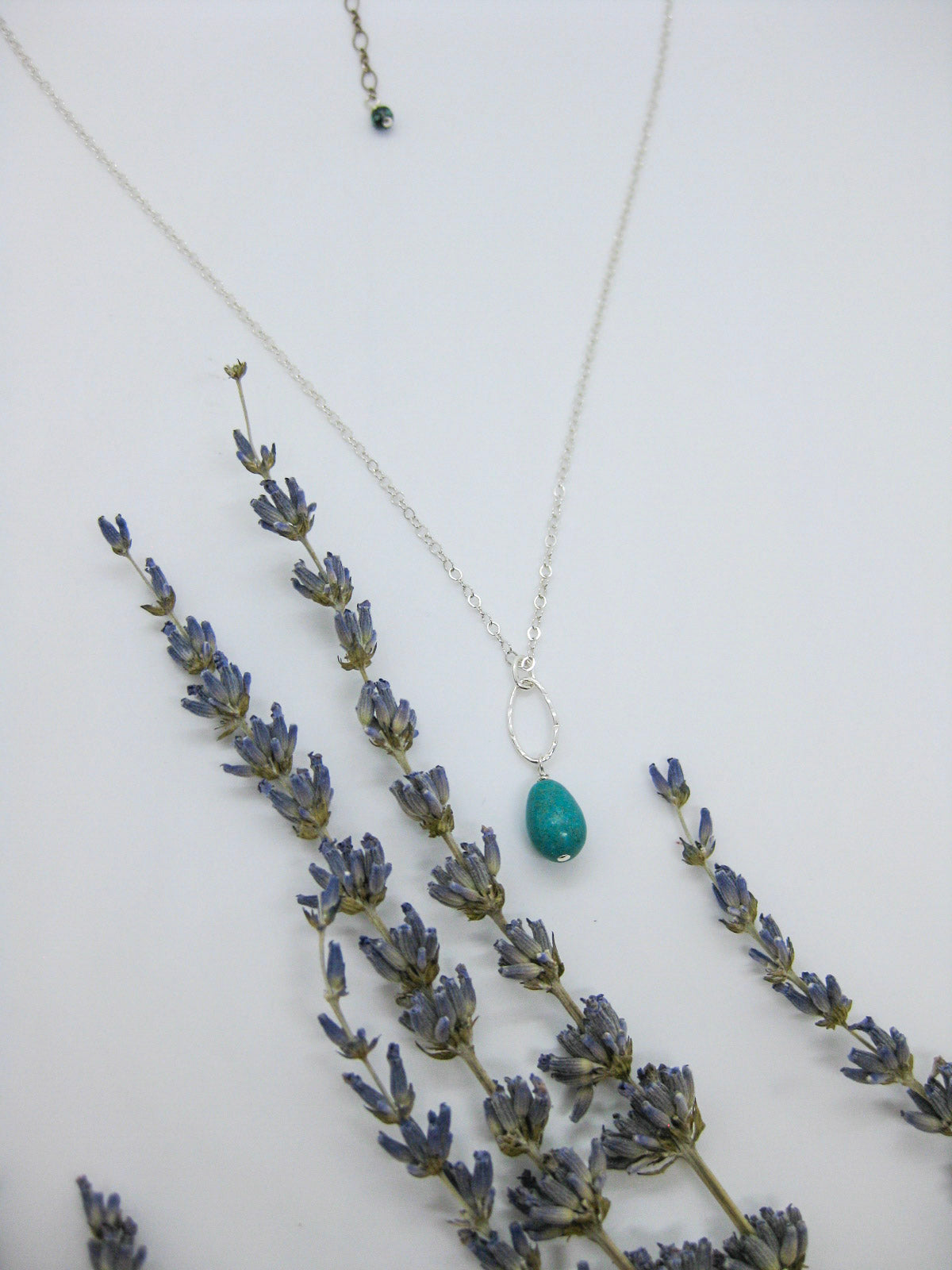 Chrysanthe: Turquoise Necklace - n500