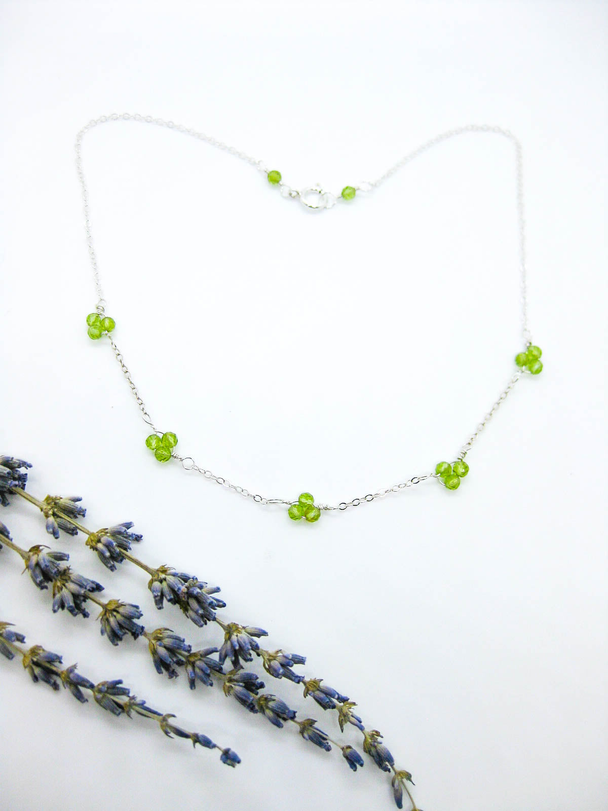 Hyacinth: Peridot Choker - n522