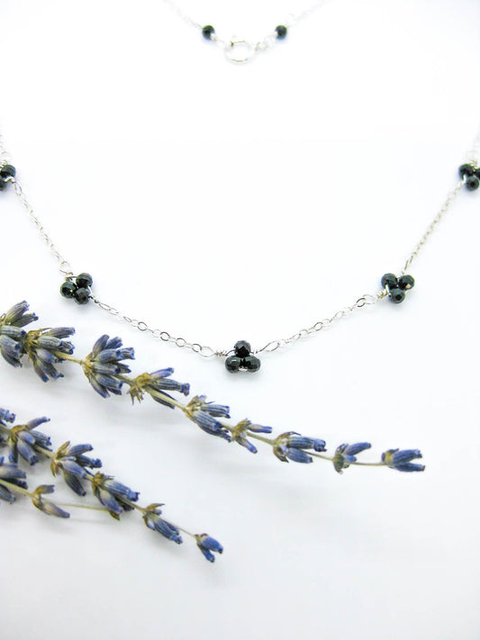 Hyacinth: Black Spinel Choker - n529